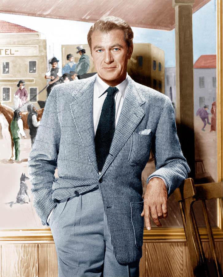 gary-coopers-1940s-wearing-a-tweed-jacket-and-knitted-tie-and-grey-pants-726x900.jpg